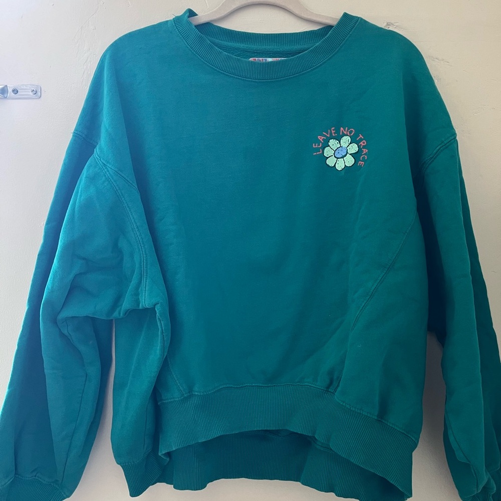 -urban outfitters cropped oversized crew neck